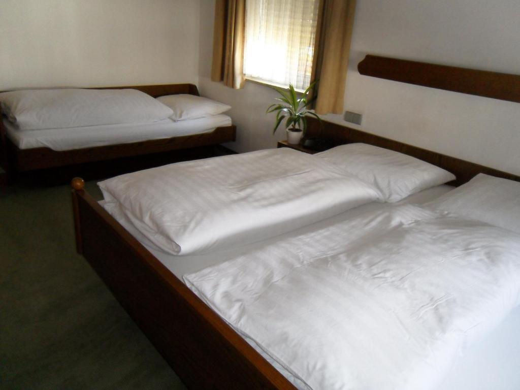 Hotel Gasthof Traube Kernen Rom bilde