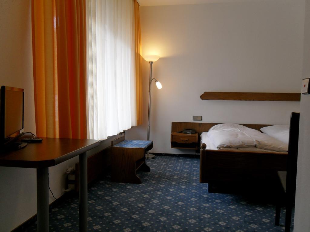 Hotel Gasthof Traube Kernen Rom bilde