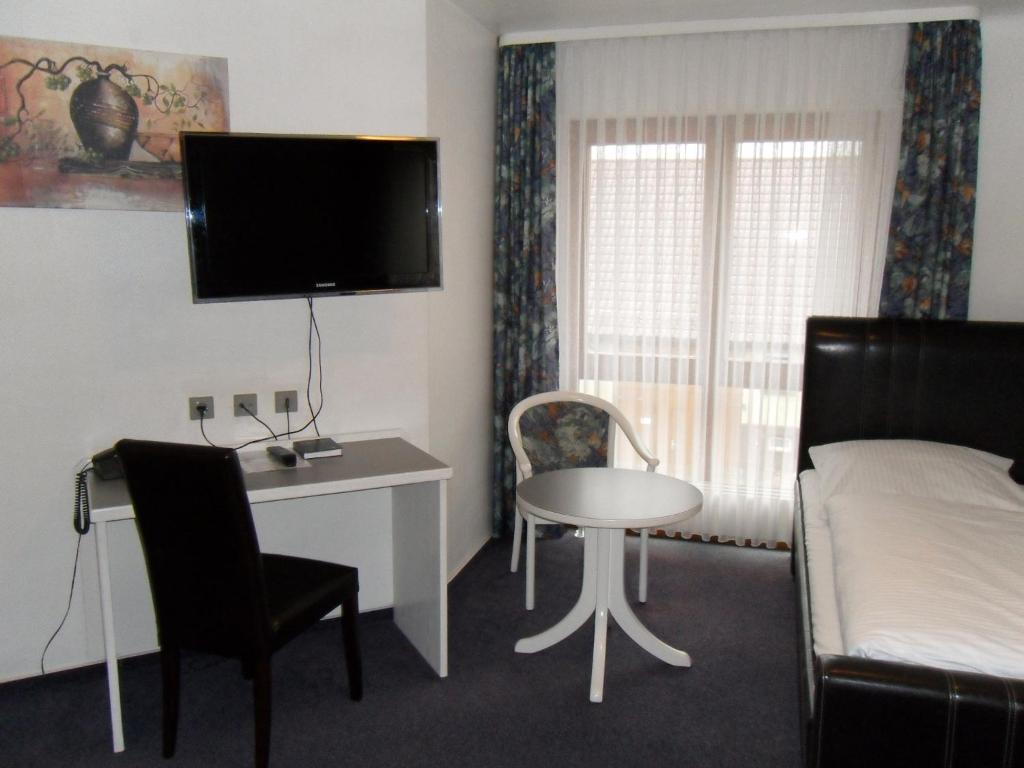 Hotel Gasthof Traube Kernen Rom bilde